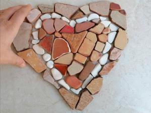 beach-pottery-heart1